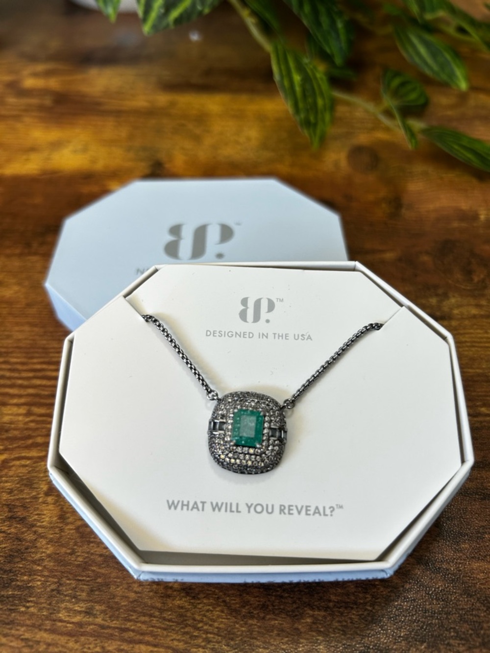 Bomb Party OG Emerald Ice Crystal & Hematite Necklace